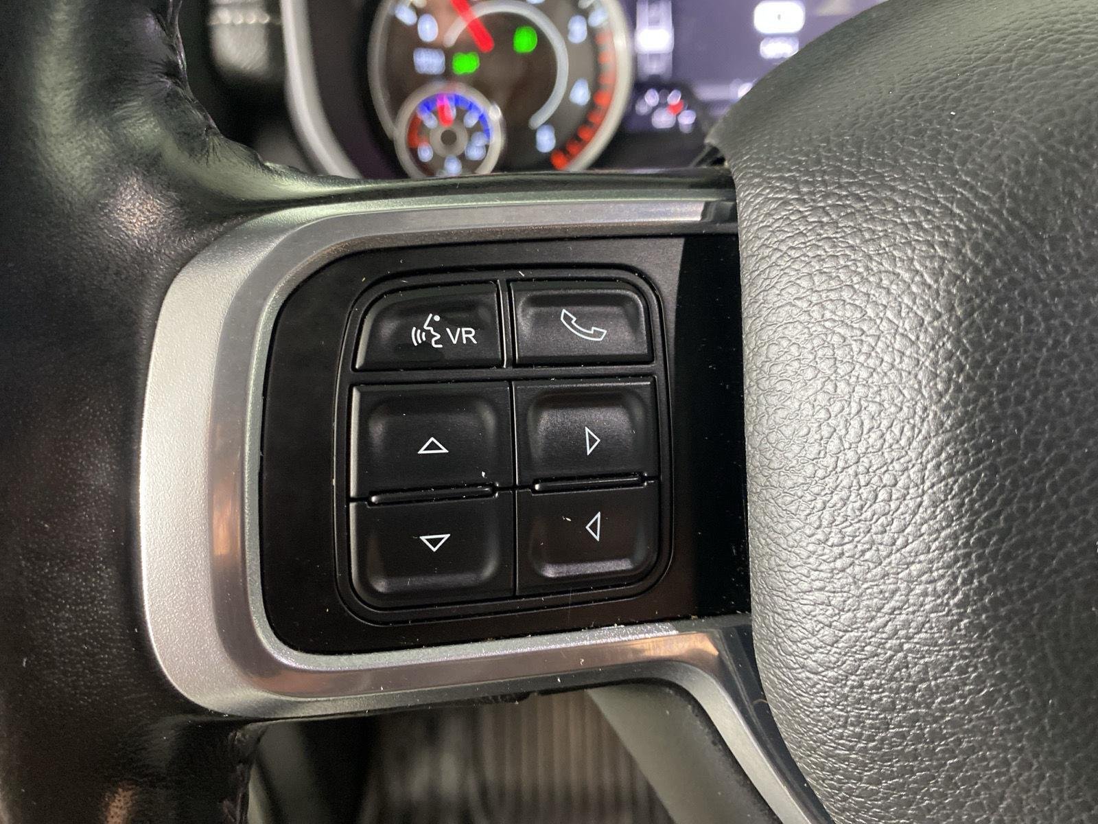 Used 2021 Diamond Black Crystal Pearlcoat Ram Laramie image 15