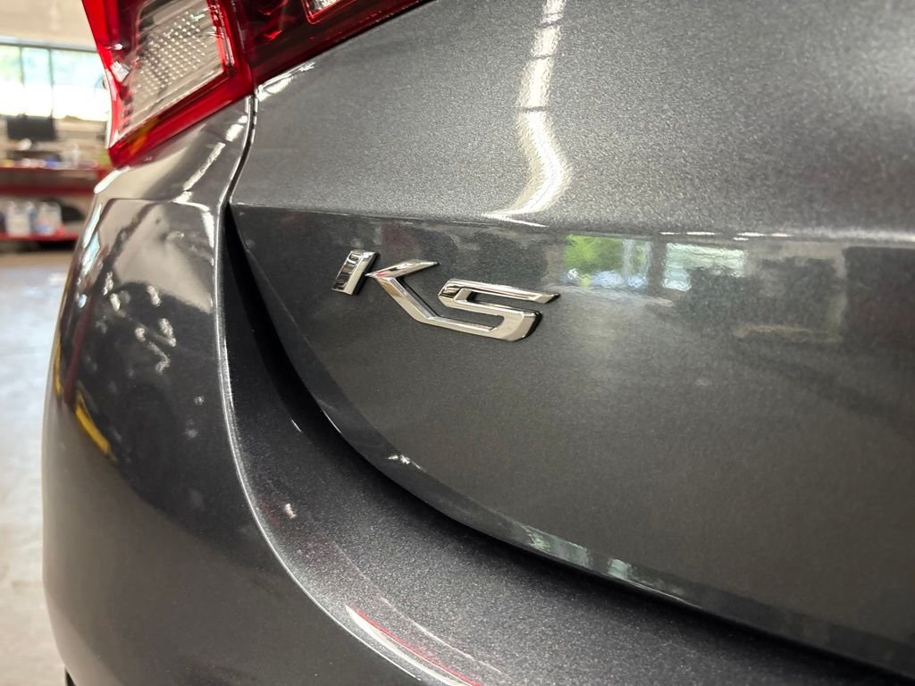 Used 2021 Gray Kia LXS image 16