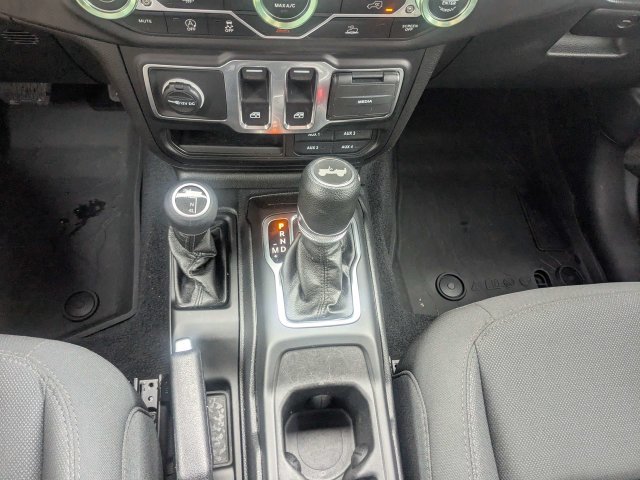 Certified Used 2023 Green Jeep Sport S image 17