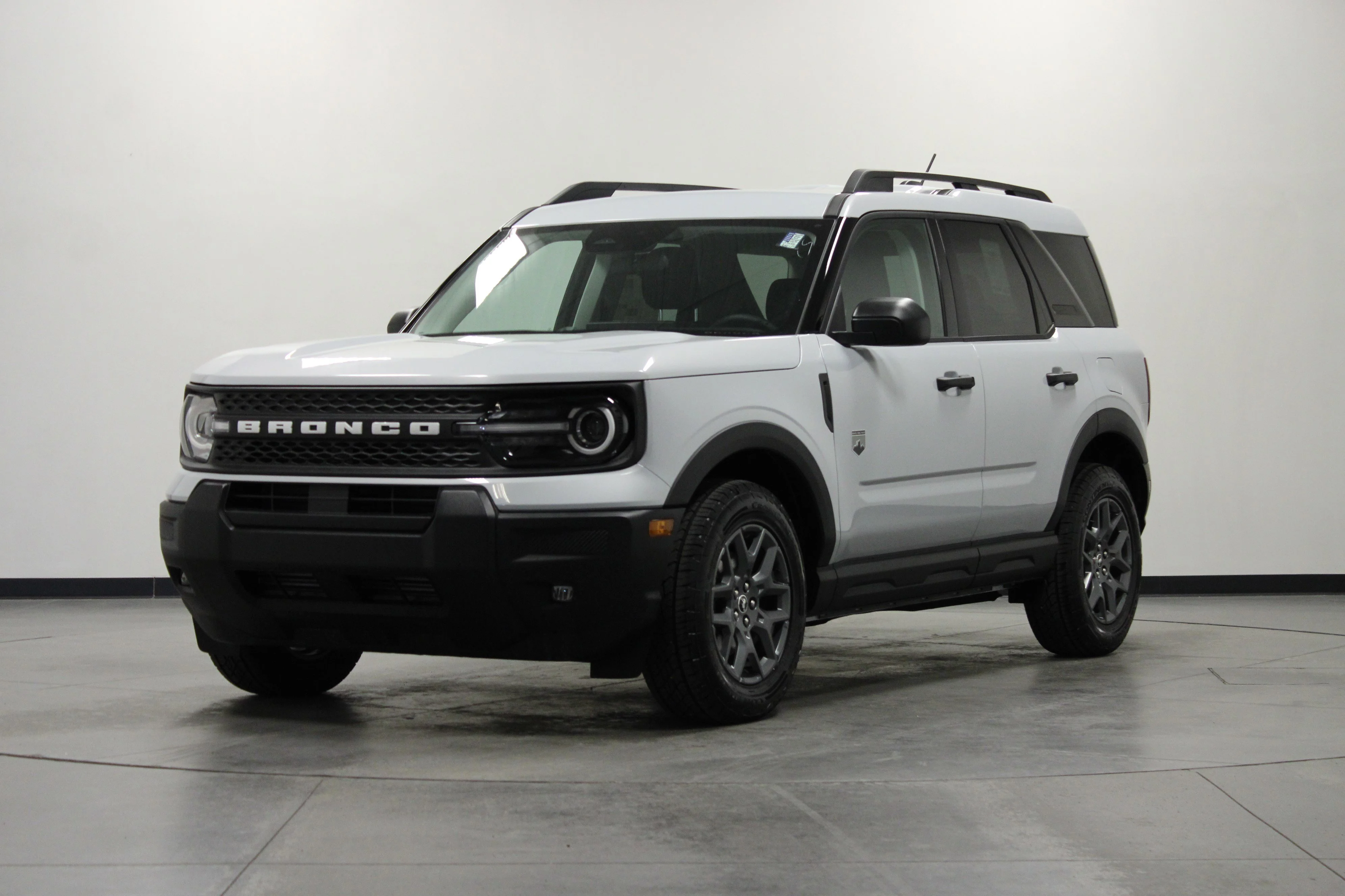 New 2026 Space White Metallic Ford Big Bend® image 8