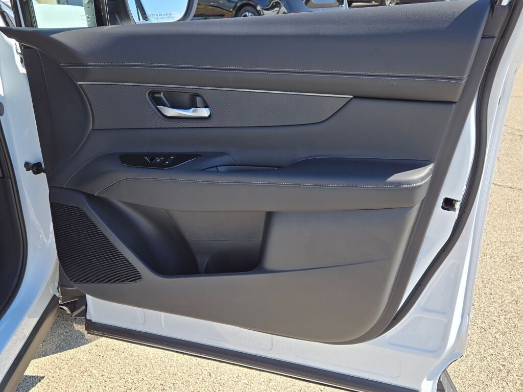 2025 Nissan Murano SV - Photo 7