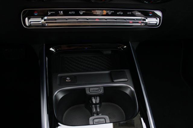 New 2026 Cirrus Silver Metallic Mercedes-Benz GLB 250 image 62