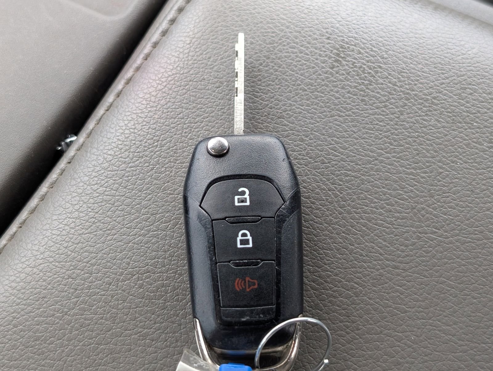 Used 2019 Oxford White Ford XL image 25