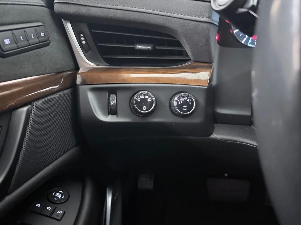 Used 2020 Gray Cadillac Luxury image 23