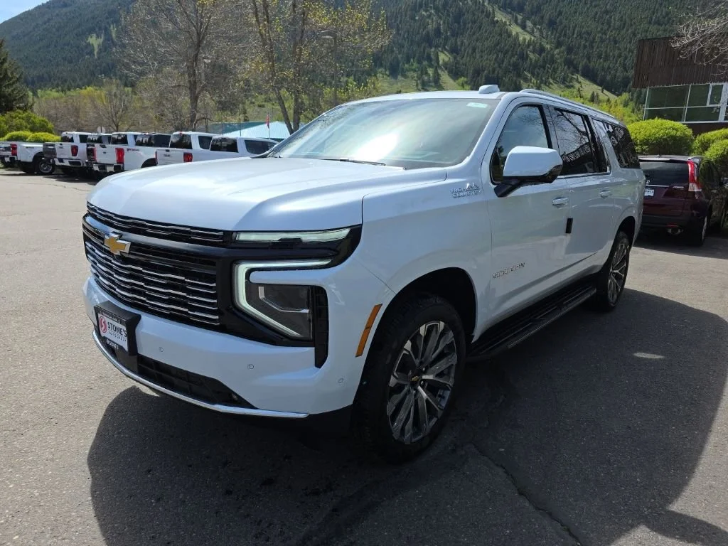 2026 Chevrolet Suburban High Country 4WD's photo