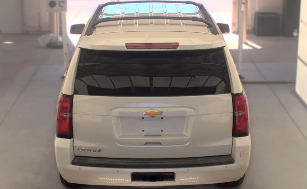 Used 2019 IRIDESCENT PEARL TRICOAT Chevrolet LT image 4