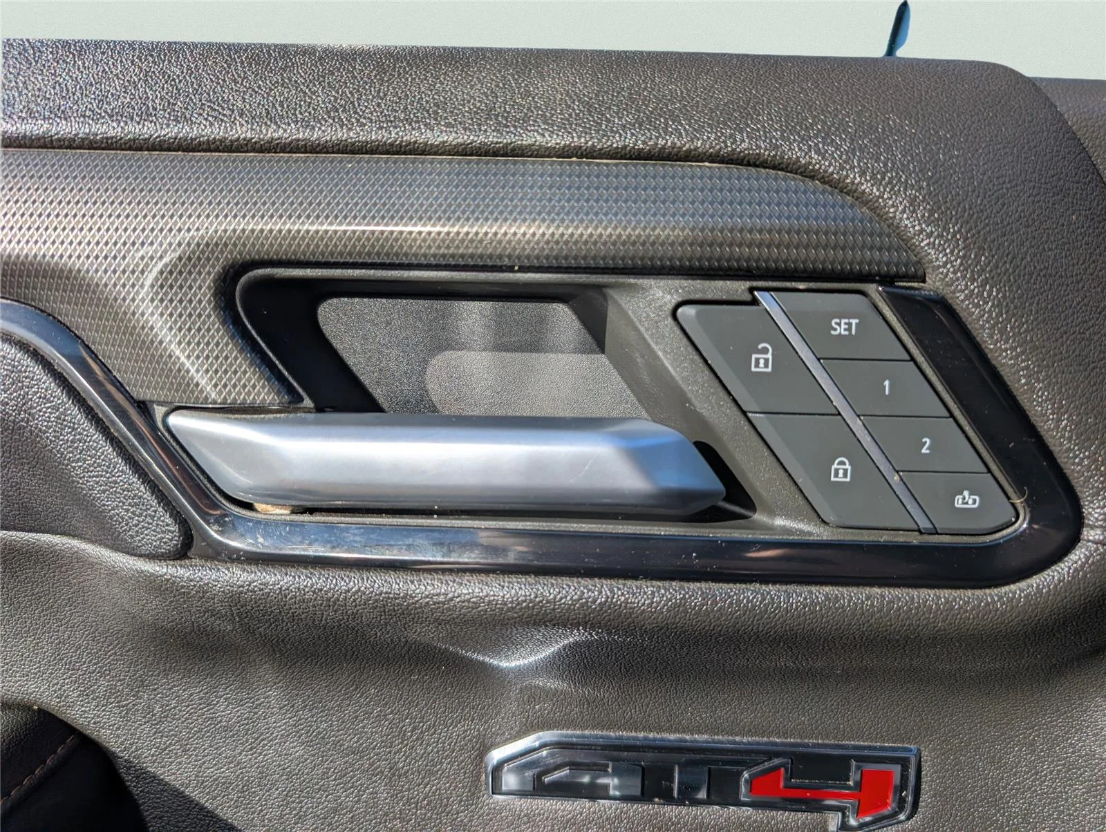 Used 2023 Titanium Rush Metallic GMC AT4 image 34