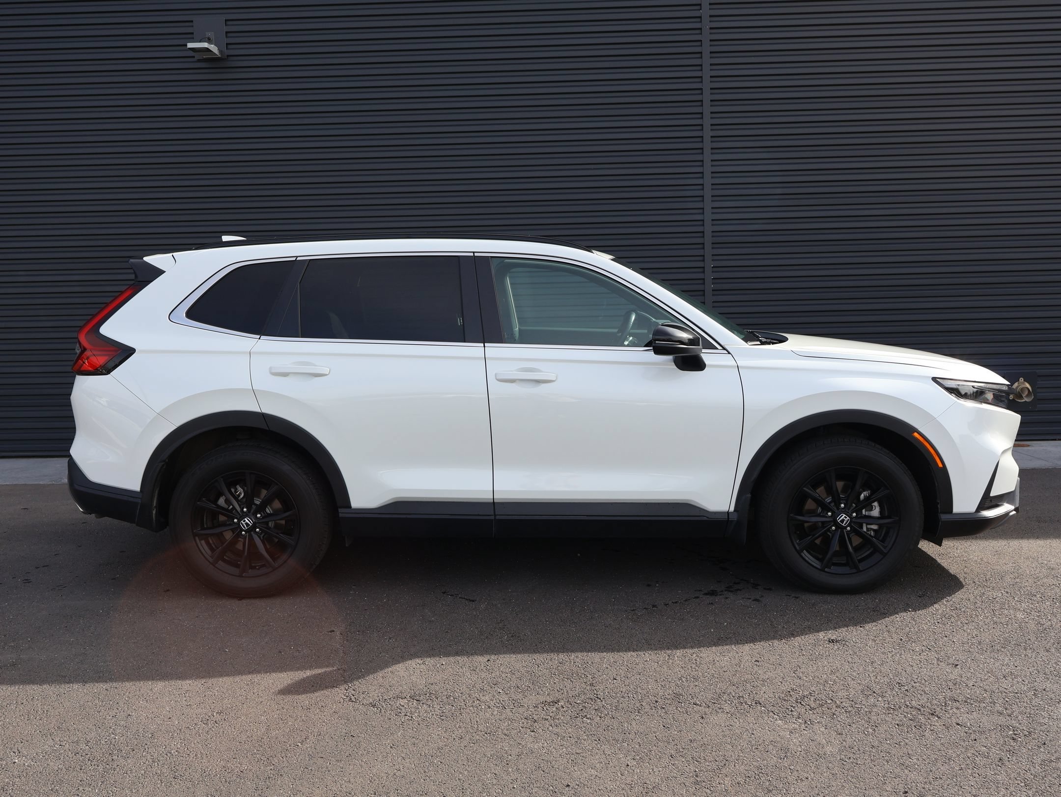 Used 2025 Platinum White Pearl Honda Sport-L image 4