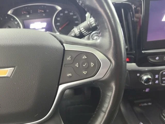 Used 2020 Iridescent Pearl Tricoat Chevrolet High Country image 29