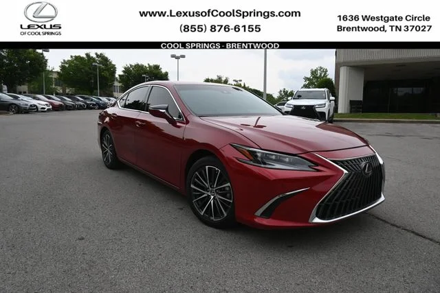2024 Lexus ES 300h 300h's photo