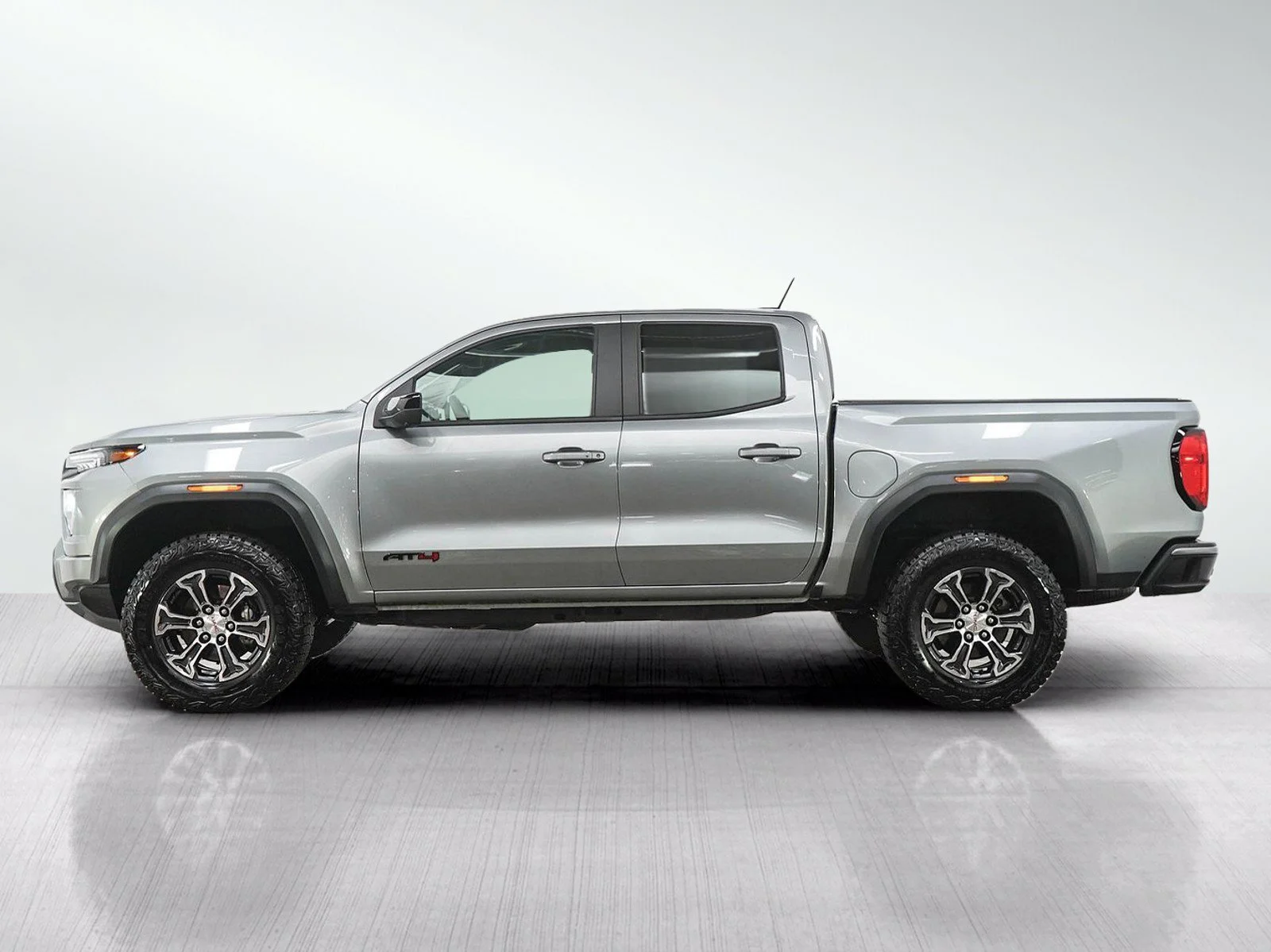 Used 2023 GMC Canyon AT4 with VIN 1GTP6DEK2P1191620 for sale in Bloomington, Minnesota