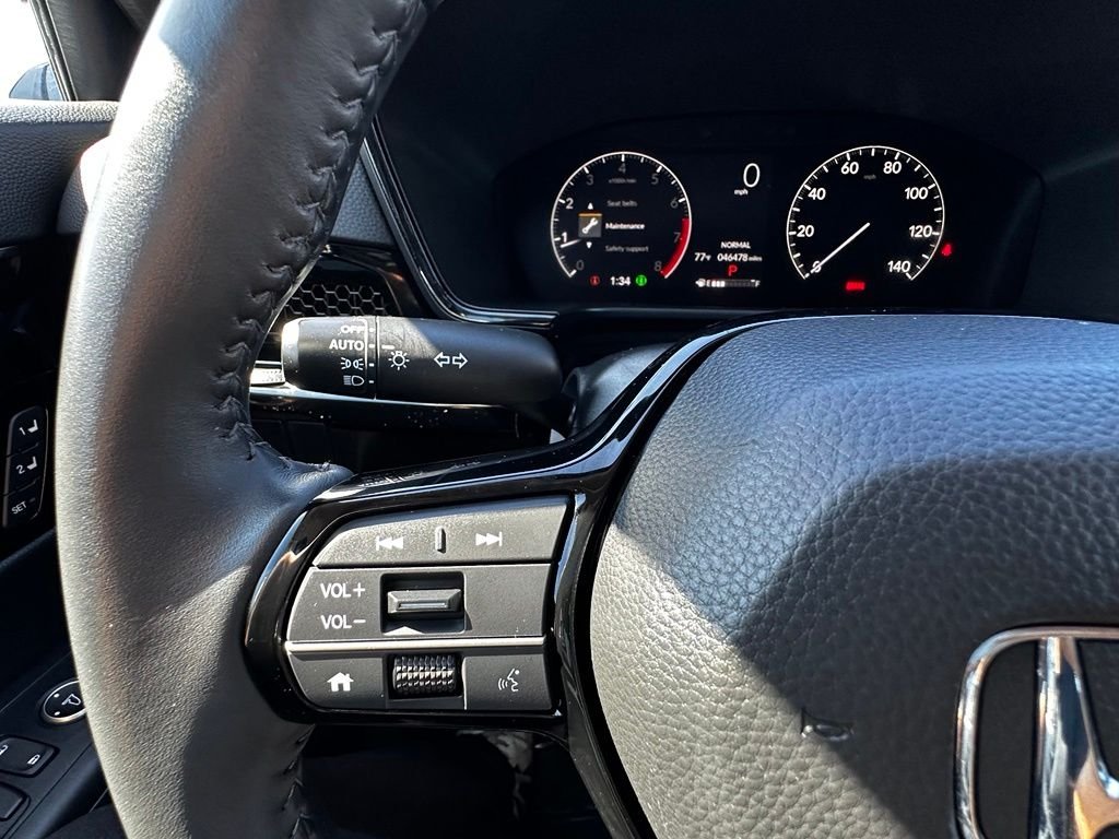 Used 2024  Honda EX-L image 31