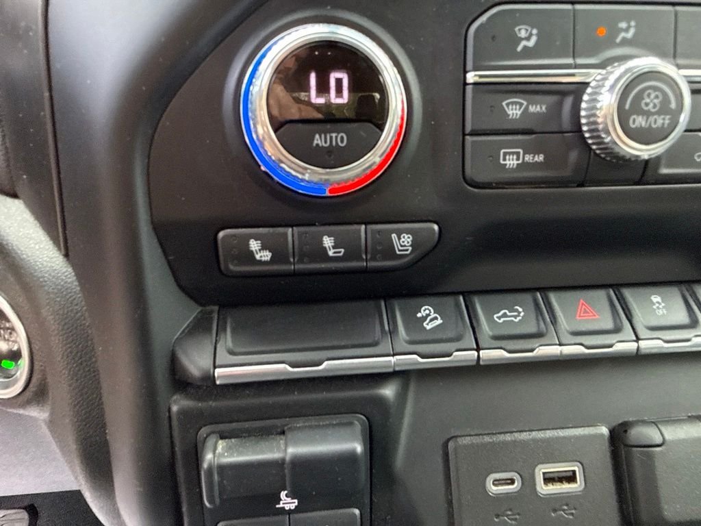 Used 2021 Black GMC AT4 image 36