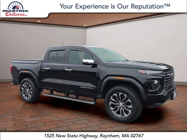 2023 GMC Canyon 4WD Denali Crew Cab Short Box's photo