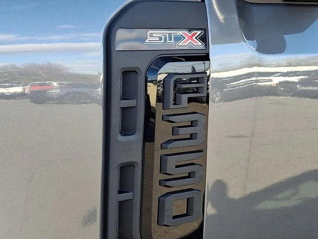 New 2026 Carbonized Gray Metallic Ford XL image 15