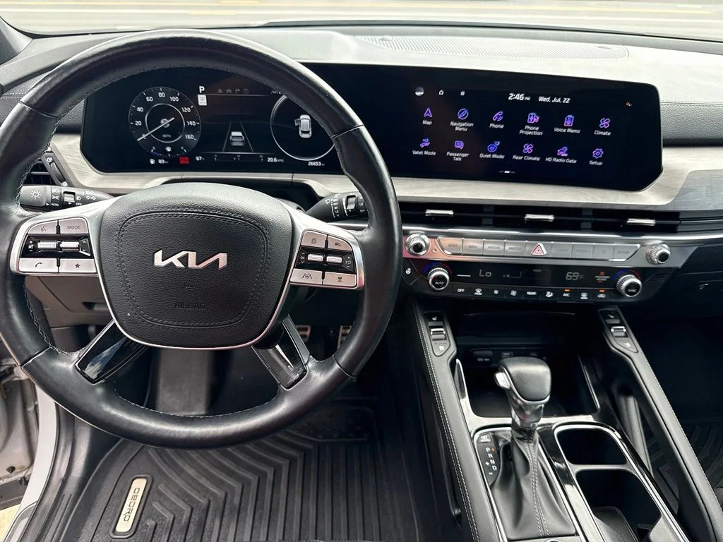 Used 2024 Gray Kia SX X-Line image 34