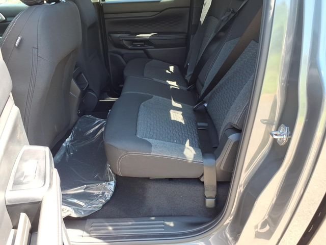 New 2026 Carbonized Gray Metallic Ford XLT image 19