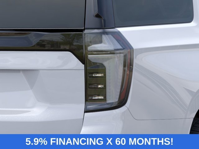 New 2026 Polar White Tricoat Chevrolet High Country image 14