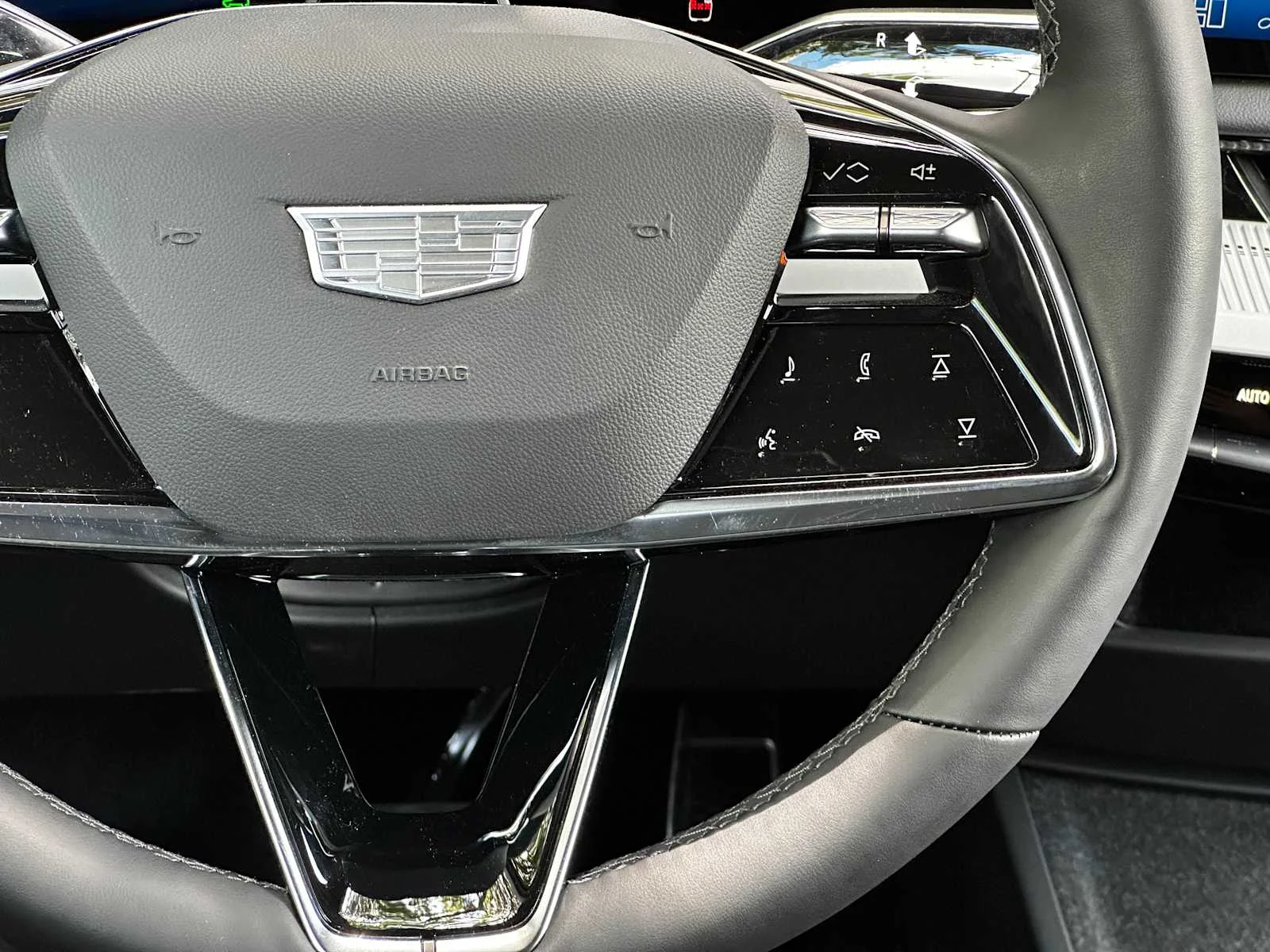 Certified Used 2026 Black Raven Cadillac Luxury image 21