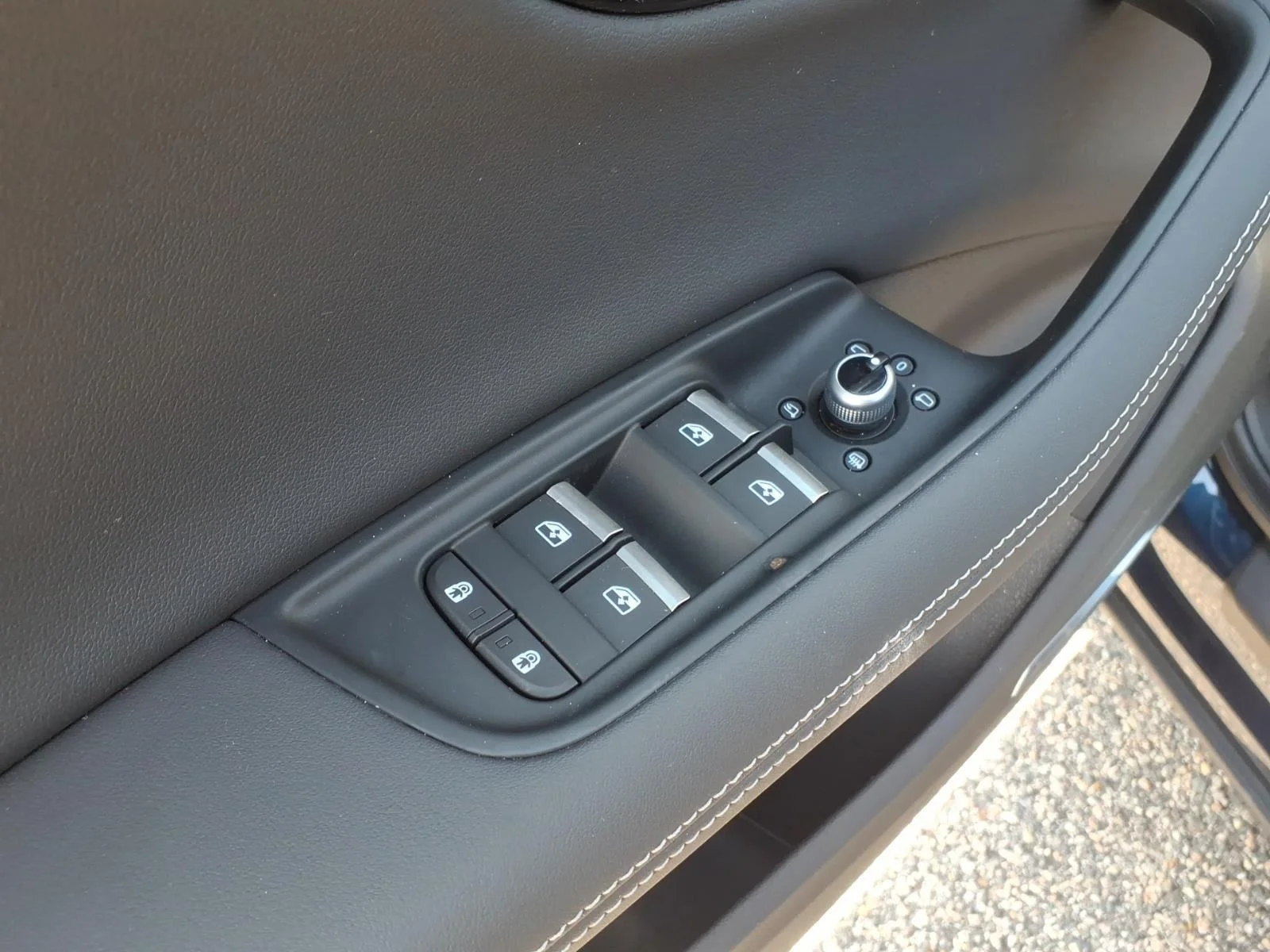 Used 2025 Waitomo Blue Metallic Audi Premium Plus image 25