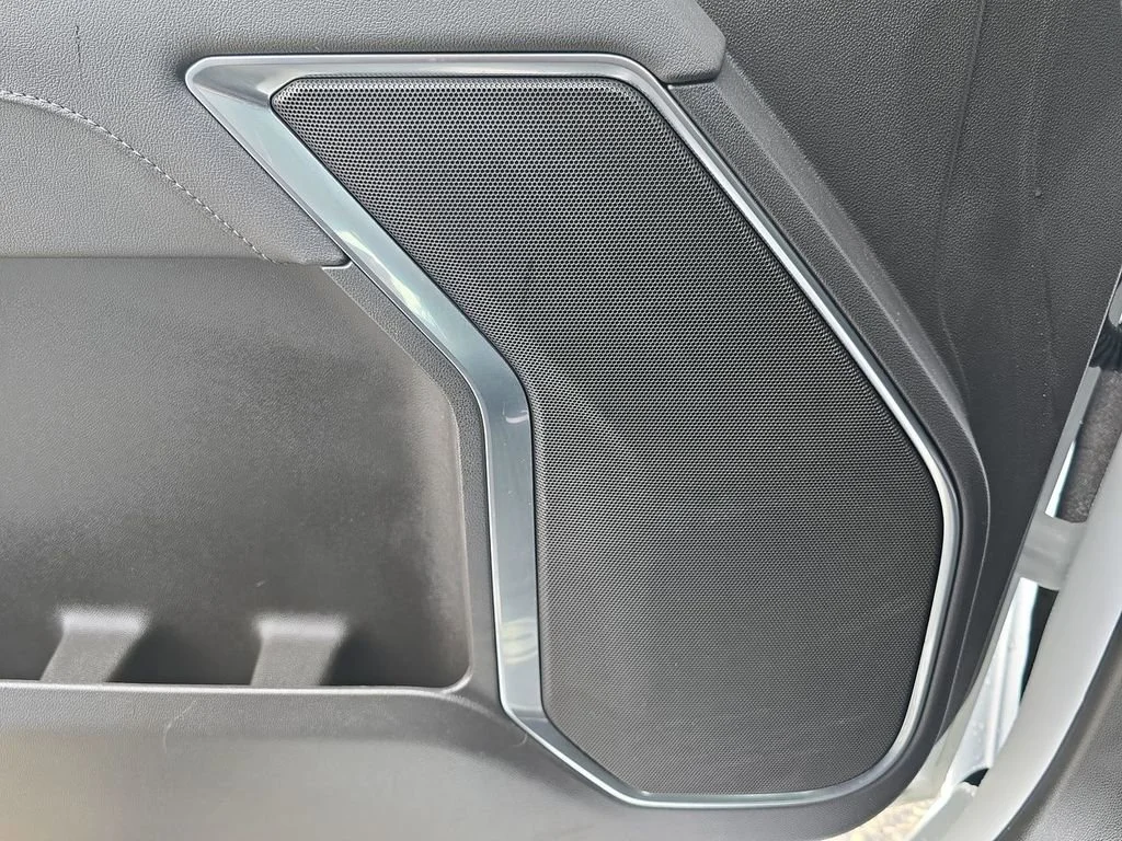 Used 2023 Summit White Chevrolet LT image 25