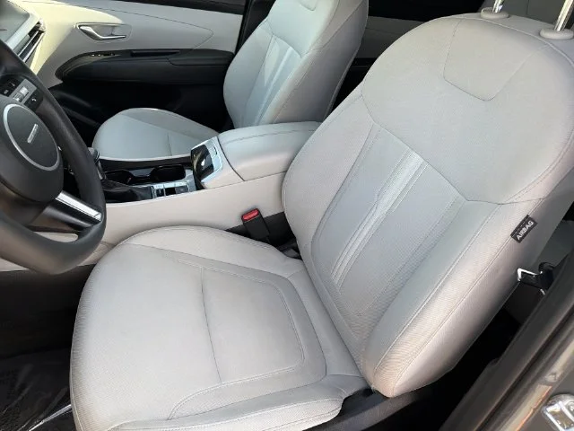 Used 2025 Gray Hyundai SEL image 33