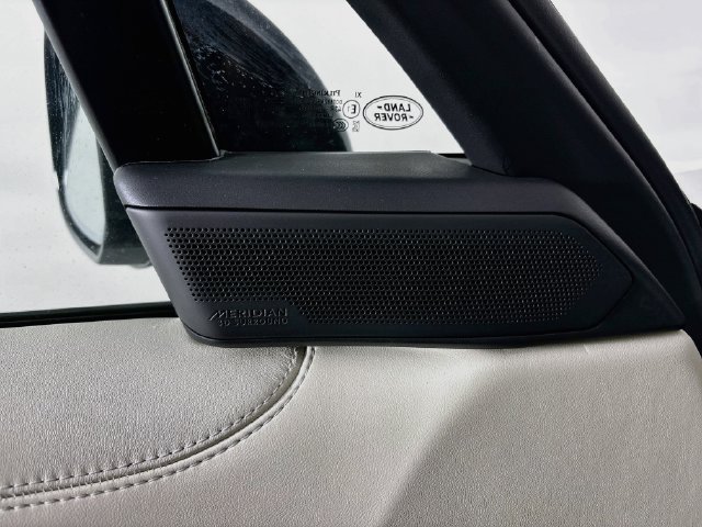 New 2027 Black Land Rover SE image 20