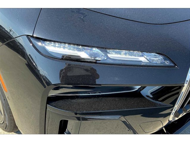 2026 BMW i7 50 - Photo 13
