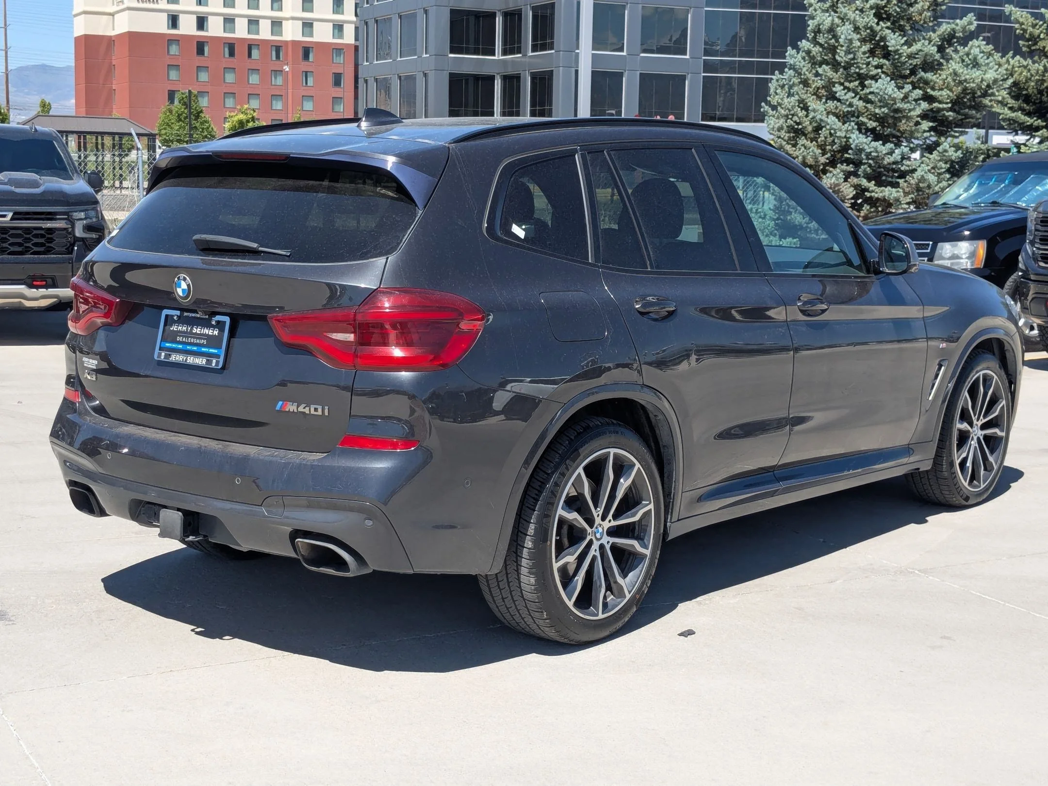 Used 2019 Dark Graphite Metallic BMW M40i image 6