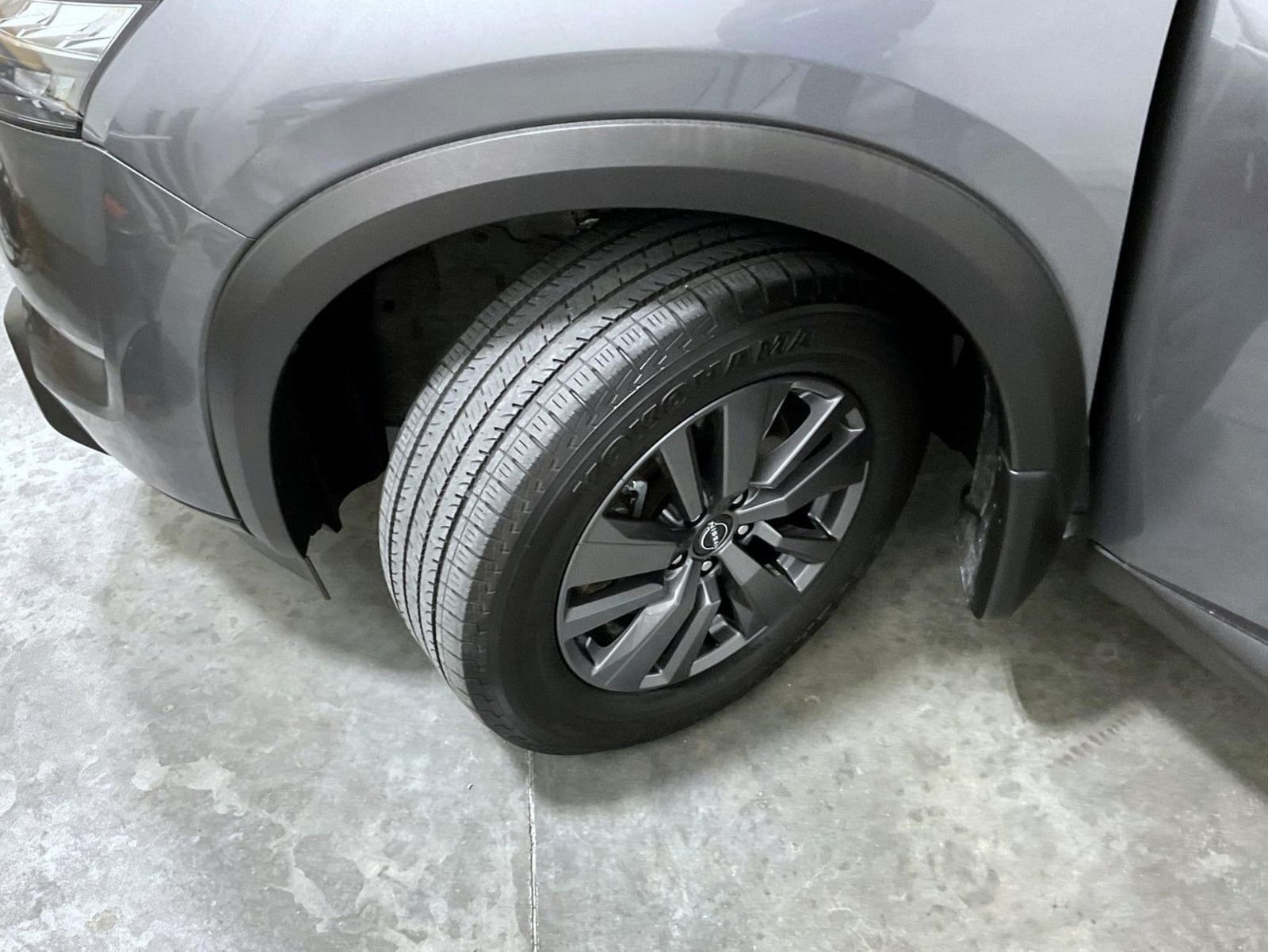Used 2024 Gray Nissan SV image 26