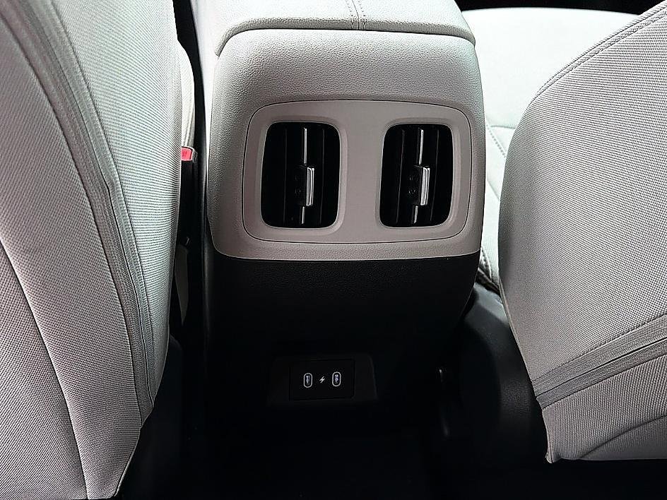 New 2026 Phantom Black Hyundai SEL FWD image 22