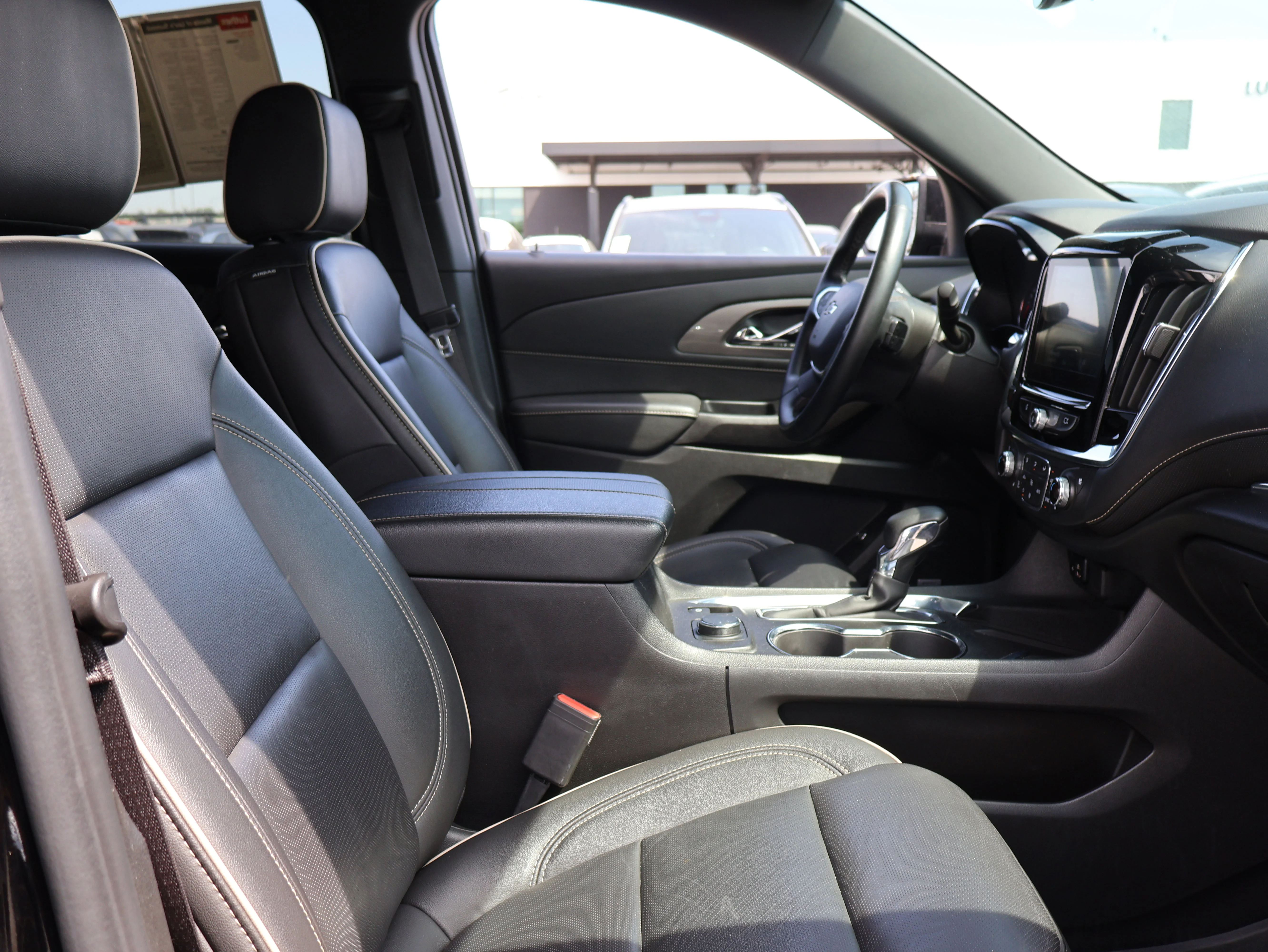 2023 Chevrolet Traverse Premier - Photo 8