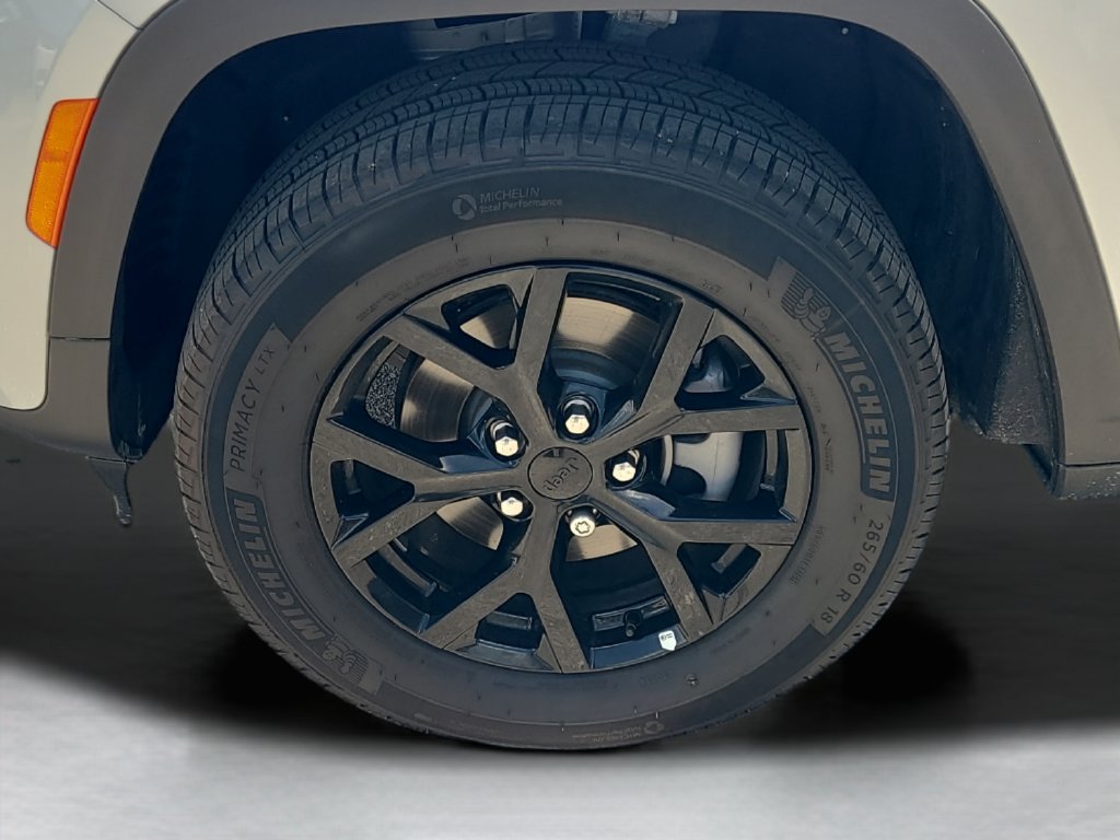 Used 2026 Silver Jeep Altitude image 23