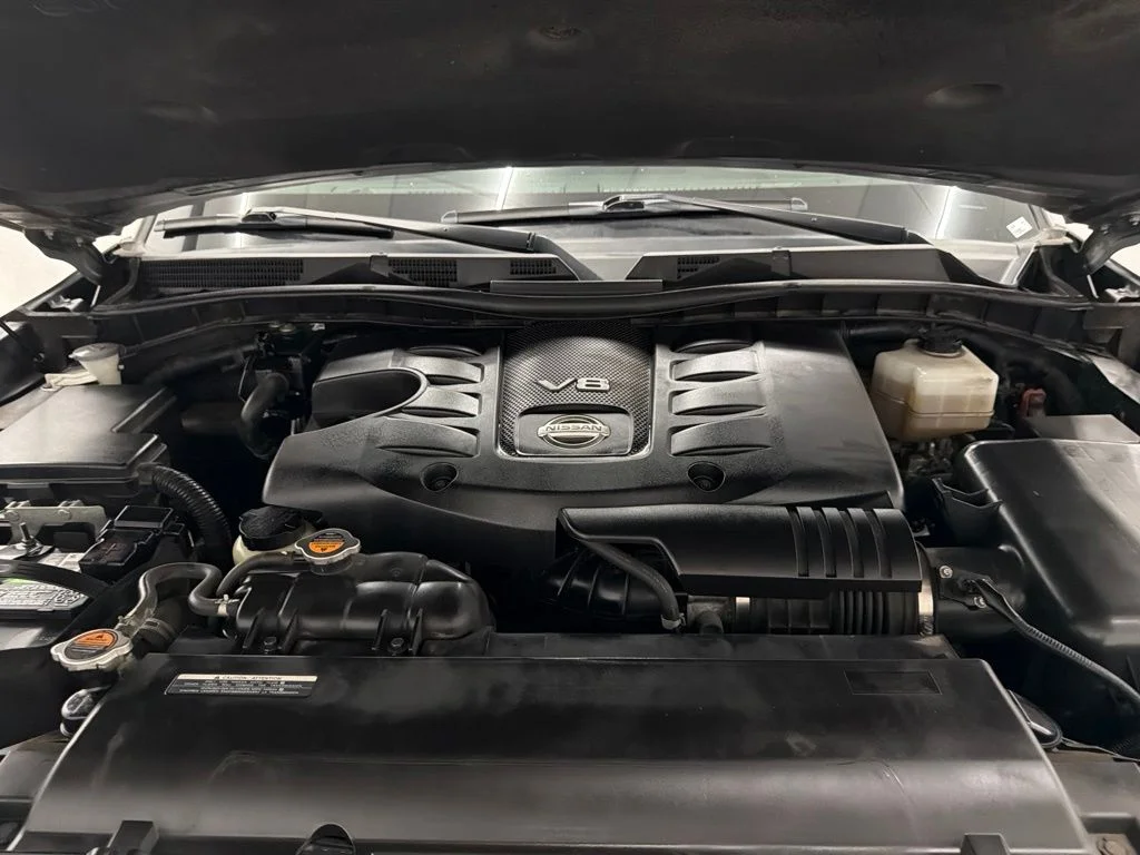 Used 2022 Gray Nissan SL image 36