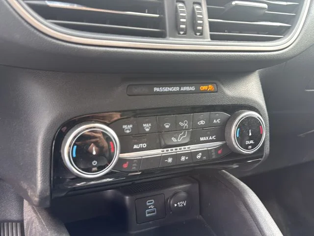 Certified Used 2022 Gray Ford SEL image 18
