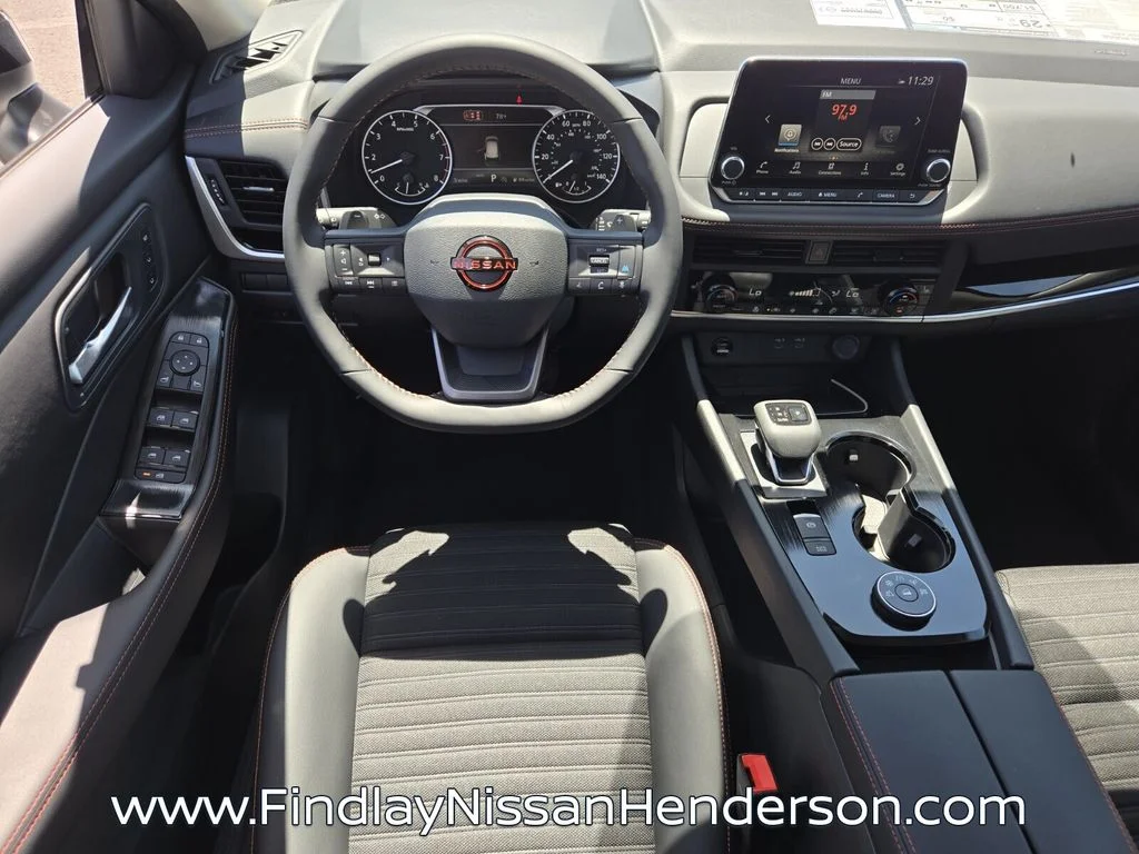 New 2026 Everest White Pearl TriCoat Nissan Rock Creek® image 13