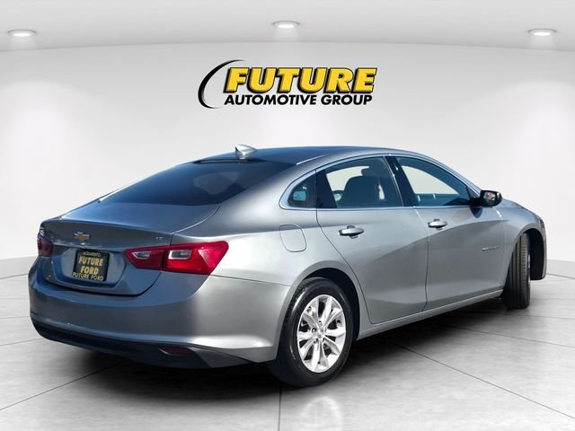 Used 2023 Gray Chevrolet LT image 4