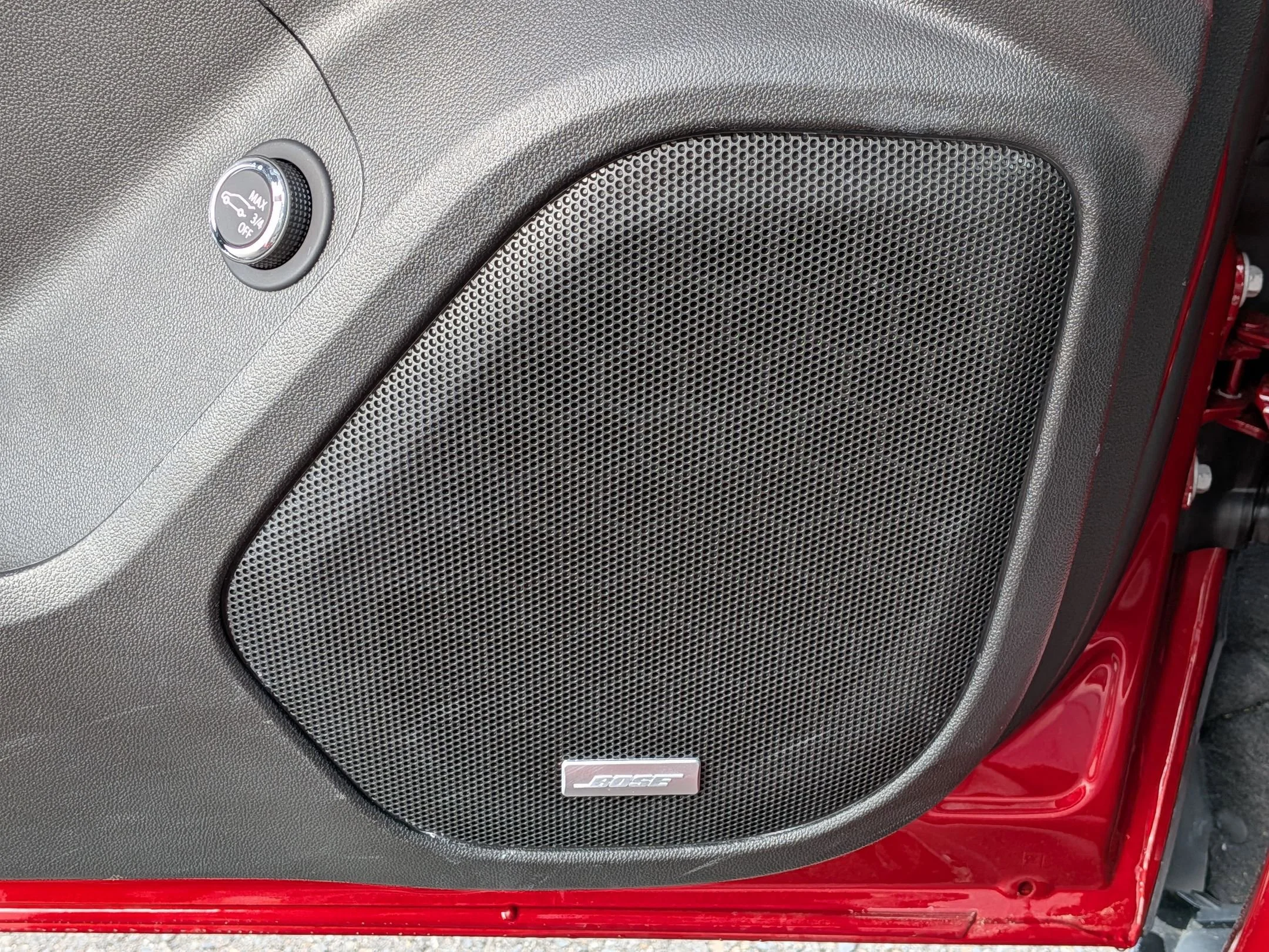 Used 2023 Volcanic Red Tintcoat GMC SLT image 23