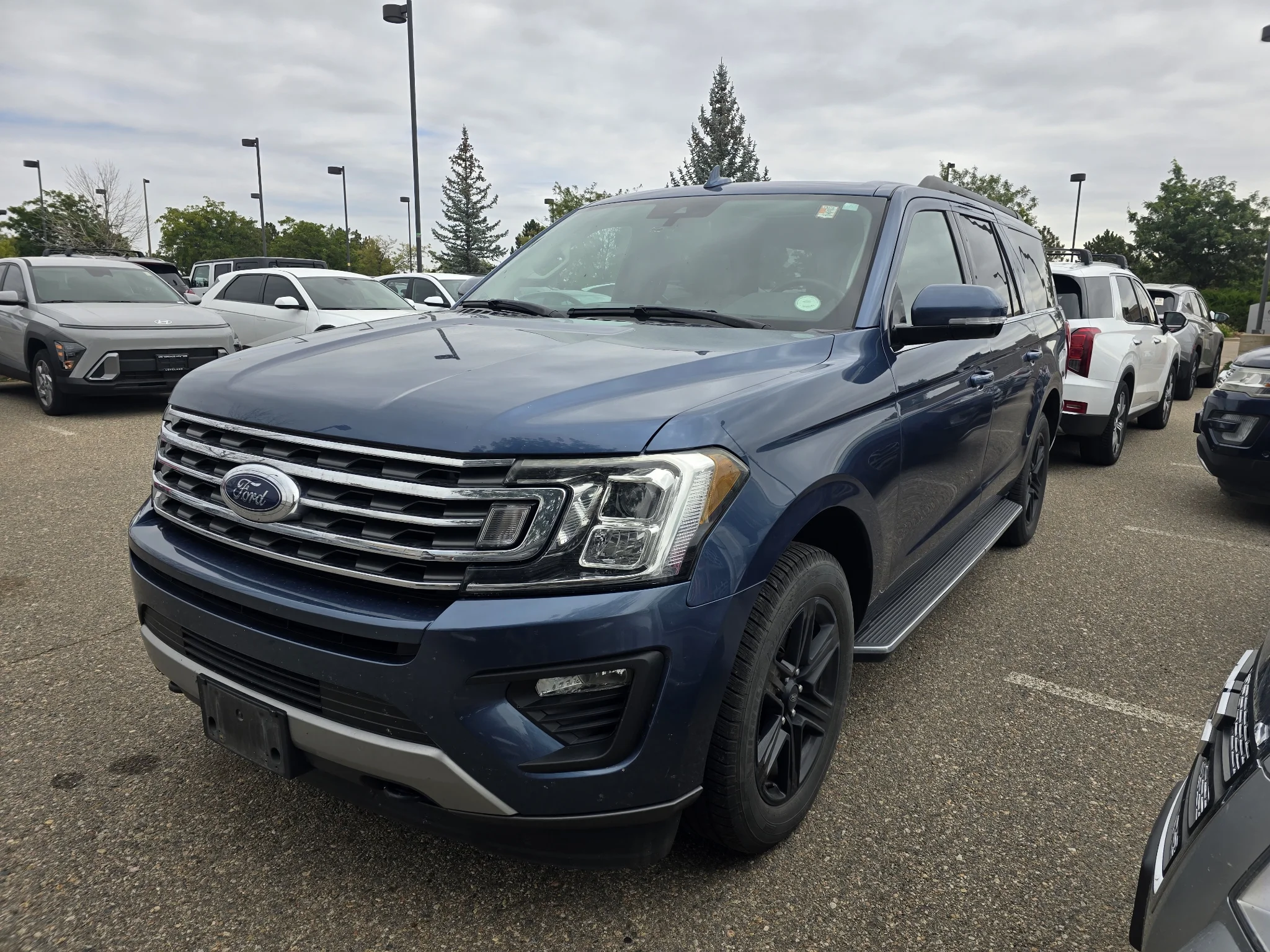 Used 2020 Blue Metallic Ford XLT image 13