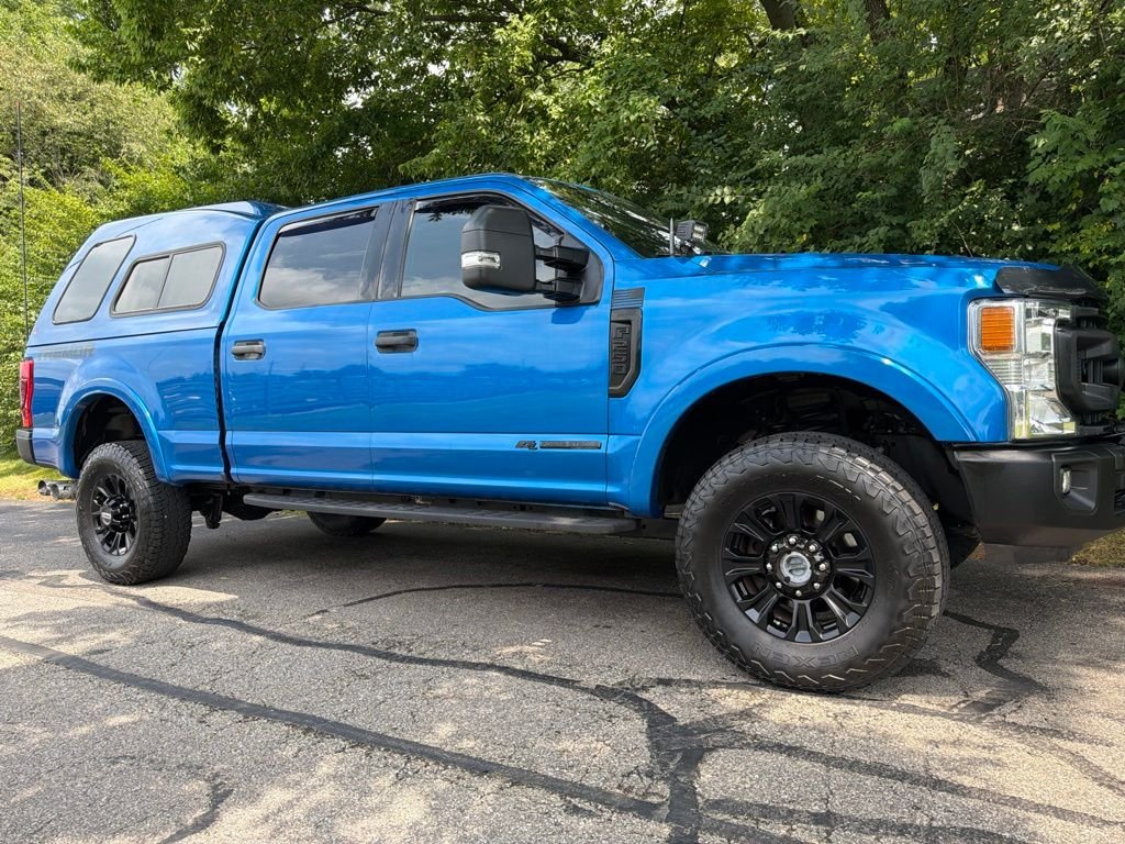 Used 2020 Blue Metallic Ford XLT image 46