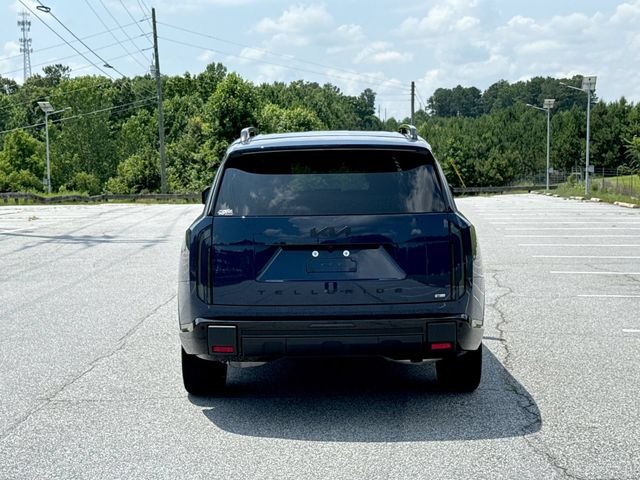 Used 2027 Black Kia X-Line EX image 4