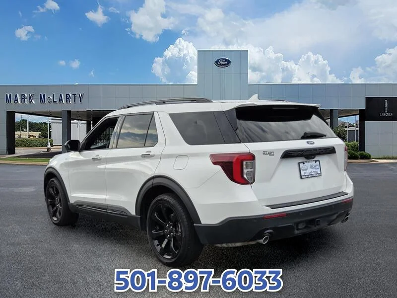 Used 2023 WHITE FORD ST-LINE RWD image 3