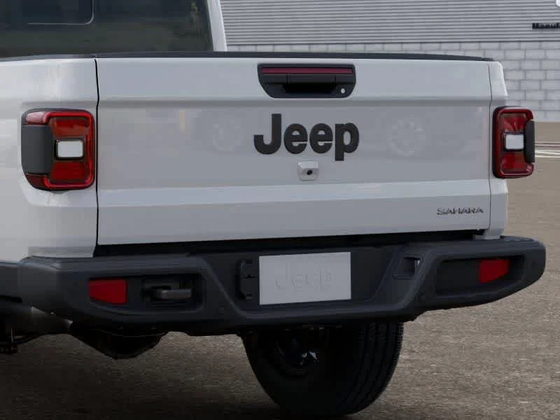 New 2026 Bright White Clear-Coat Exterior Paint Jeep Sahara image 13
