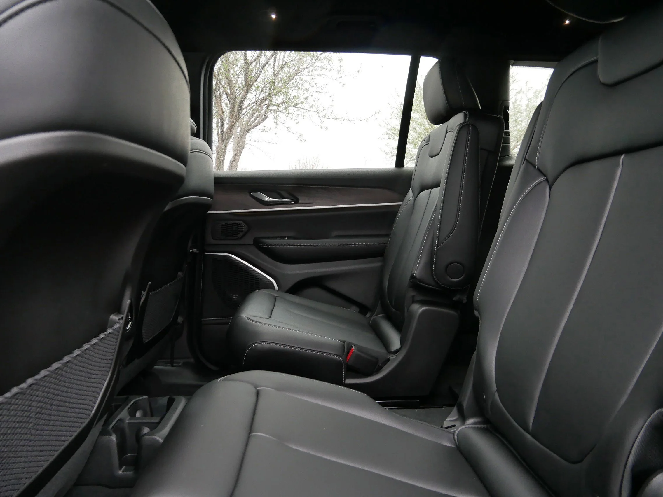 New 2026 Baltic Gray Metallic Clearcoat Jeep Limited image 10