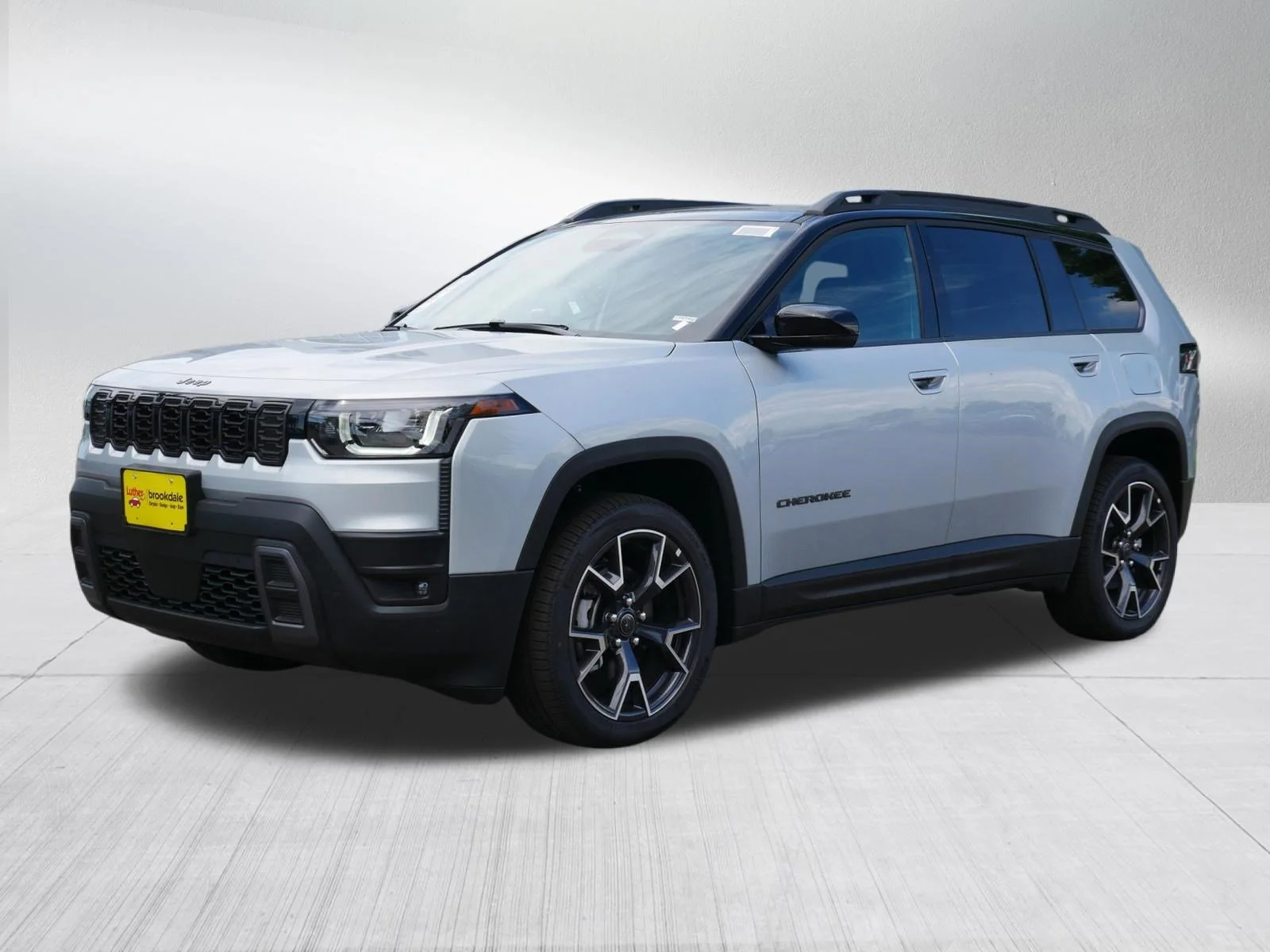 New 2026 Silver Zynith Clear-Coat Exterior Paint Jeep Overland image 3