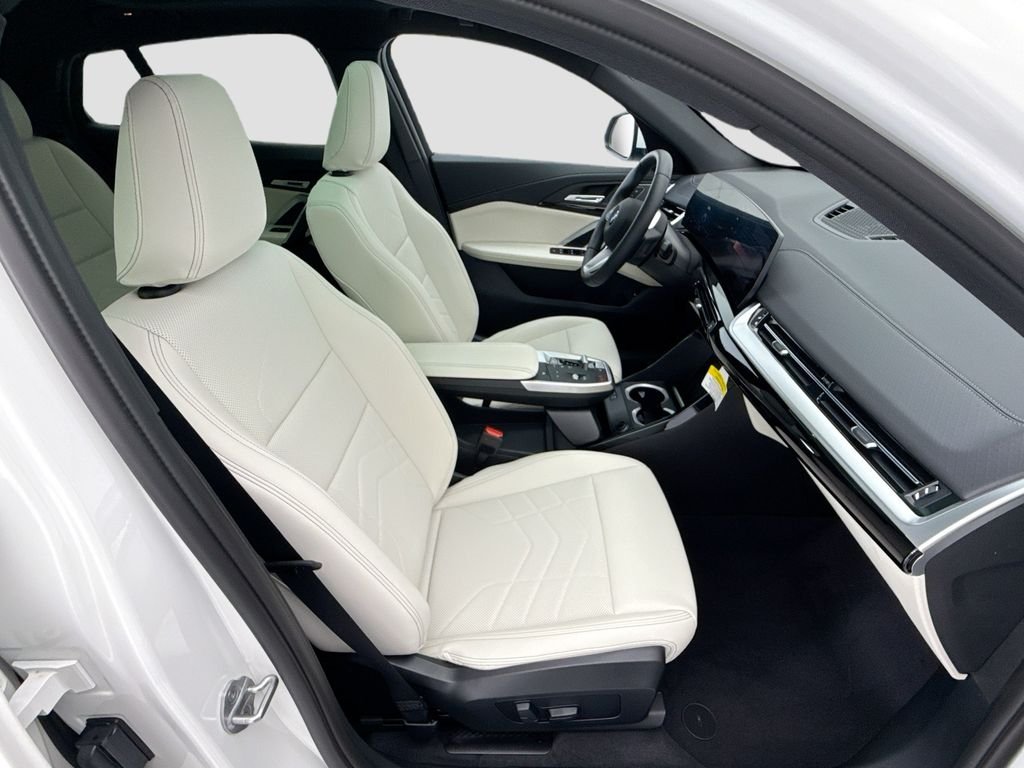 Used 2026 Alpine White BMW xDrive28i image 20