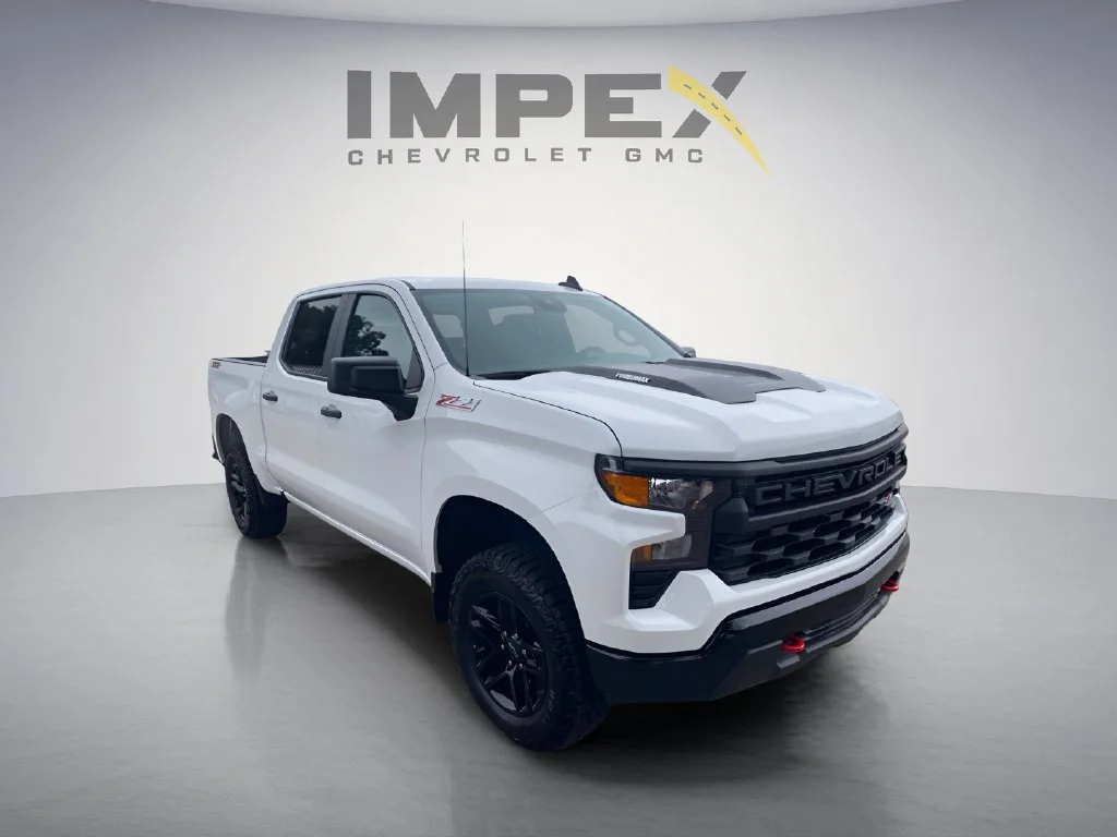 New 2026 Summit White Chevrolet Custom Trail Boss image 8