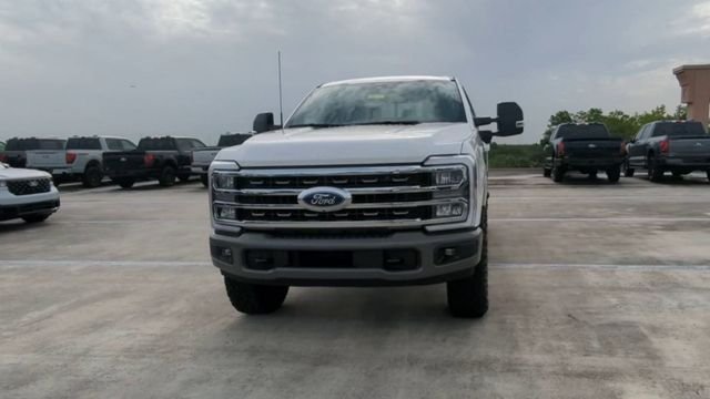 New 2026 Star White Metallic Tri-Coat Ford F-250® King Ranch® image 76