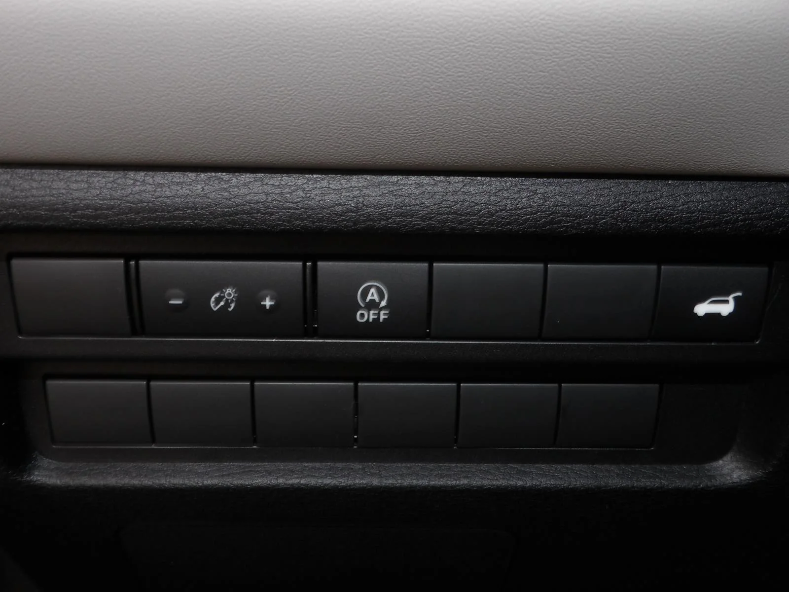 2026 Mitsubishi Outlander SE - Photo 30