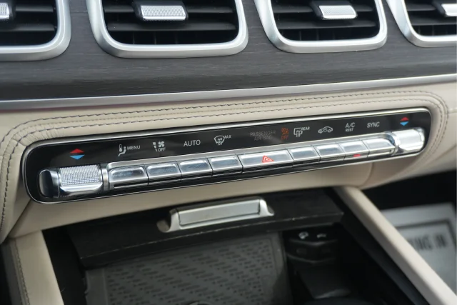 Used 2021 Blue Mercedes-Benz GLE 53 AMG® image 35